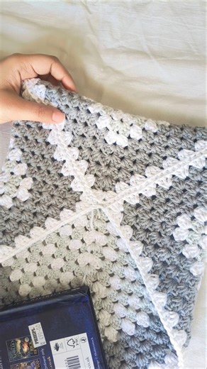 hand made crochet book and tablet cover #crochet #howtomakewoolenflower