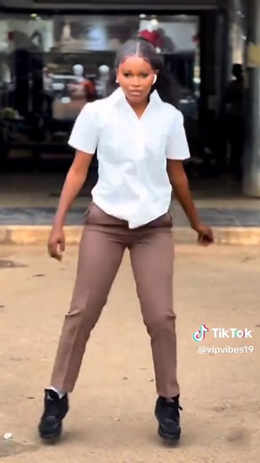 Top Dance Trends of 2024: Learn the Viral Moves