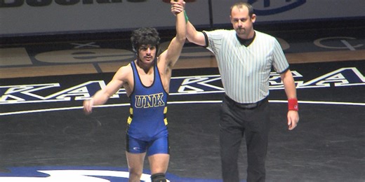 UNK wrestling falls one-point shy of upset #1 team