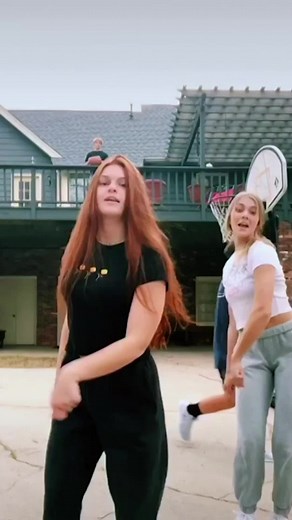 Funny Basketball Fails and Reactions Compilation