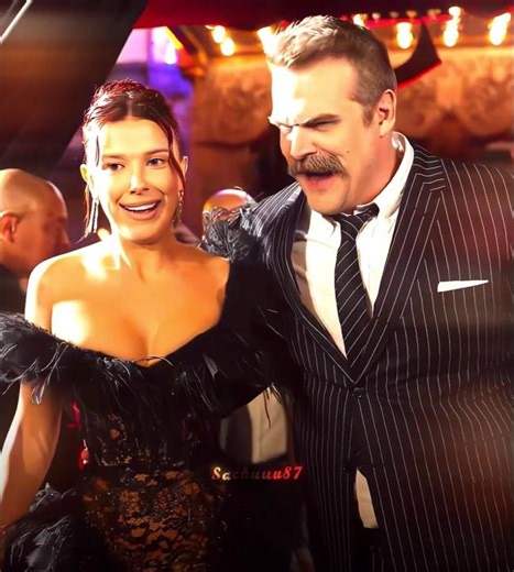 Stranger Things Cast In Premier #strangerthings #edit #shorts