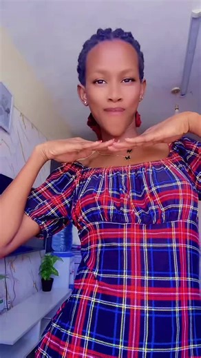 N@dia blenzy🥰🥰 (@ndia.blenzy)’s videos with original sound - 🔥innoey🔥
