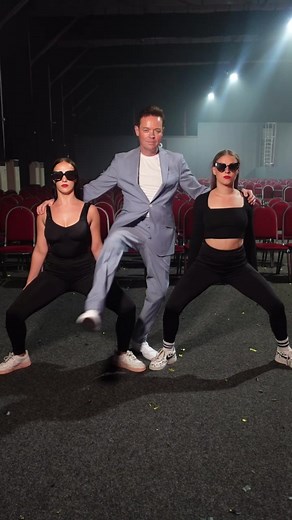 2.3M views · 9.4K reactions | How we get ourselves warmed up for the show… | Stephen Mulhern | Facebook