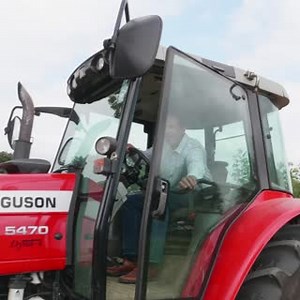 70K views · 951 reactions | British farming = high-quality food for all, a commitment to achieving net-zero by 2040 and looking after the countryside for everyone to enjoy  We're proud to celebrate all this on #BackBritishFarmingDay. Remember, the next time you have a choice, be proud of British food. It tastes great! | Back British Farming NFU | Facebook