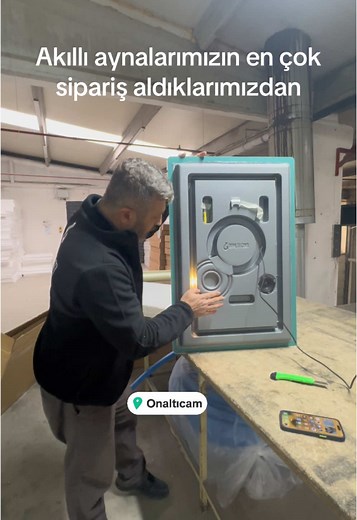 Akıllı Aynalar ile Modern Banyo ve Yatak Odası Tasarımı
