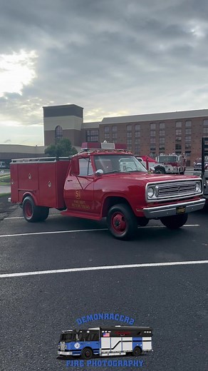 Does anybody recognize this truck? #emergency #squad51 #emergency51 #lafd #lacofd #emergencytvshow #fire #firetruck #firetrucks #fireengine #fireengines #firedept #firefightertiktok #demonracer2