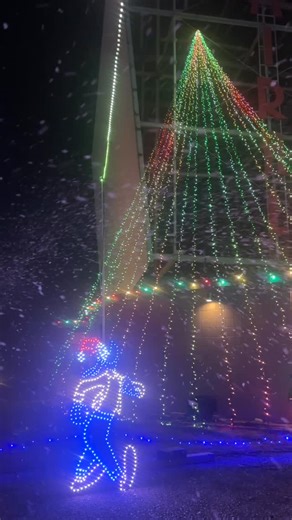 Jolly Lane Lights | We’ve got Snow and 60’ tall trees 🎄😍 | Instagram