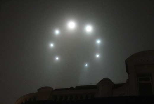 What or Who Were The Foo Fighters? Strange WWII Lights In The Sky - Historic Mysteries