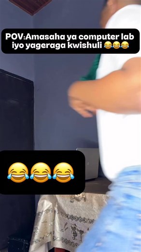 Kimenyi Tito on Instagram: "Nubu ndumva naseka😂😂 Amasaha ya computer lab kwirukaka gusa😂 #kimenyitito"