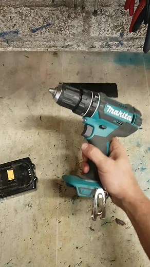 Fixing Makita Cordless Drill Stuck in Hammer Mode