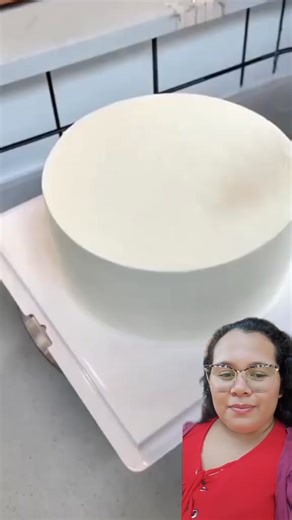 87K views · 2K reactions | Tutorial paso a paso de cómo introducir un colorante en tus mangas pasteleras para que puedas realizar los bordados de tus cakes, sin necesidad de hacerlo aparte después de realizar cada arandela 殺殺殺殺 | Dulce educación | Facebook