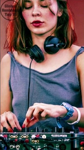 Top 10 Most Popular Female DJ