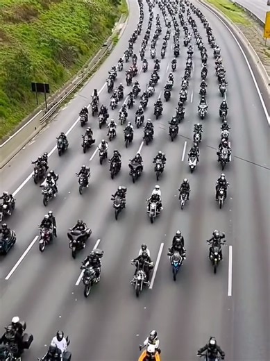 Bikers Heading to Dearborn, Michigan: A Massive Motorcycle Gathering