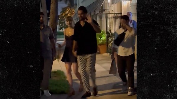 Taylor Swift, Travis Kelce Hold Hands During Date Night in Florida