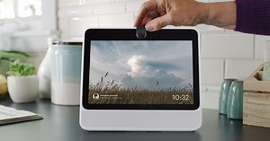 Facebook Portal și Portal  sunt două noi boxe inteligente cu ecran tactil, axate pe apeluri video