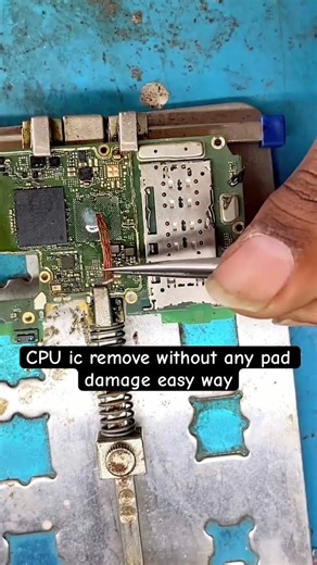 CPU ic remove without any pad damage! At easy way.. 😂✌🏻🫣 #shorts #mobliereparing
