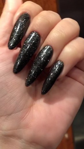 Black_Velour στο TikTok