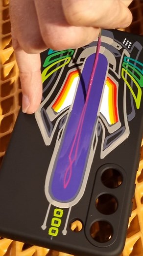 Mixing styles #pinstriping #brush #timstriping #cyberdutch #freehand #calligraphy #handpainted #smartphone #at1m_case | Alexander Timchenko