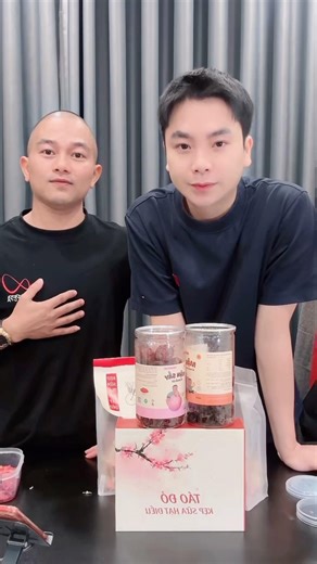 Nam Hoang Quyet Black Clarifies Information About a Falling Out, Will Parents Be Sad? #quanglinhv...