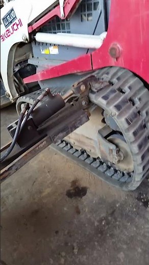 Takeuchi track installation