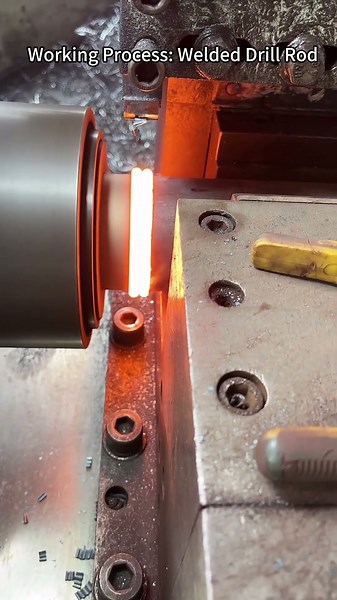 Working Process Welded Drill Rod for Water Wells #drillingequipment #drillingrig #drillrod