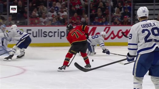 Greig backhands a beauty