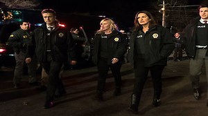 Watch Law & Order: Special Victims Unit Season 17 Episode 13 - Nationwide Manhunt