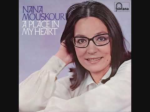 Nana Mouskouri: Put your hand in the hand