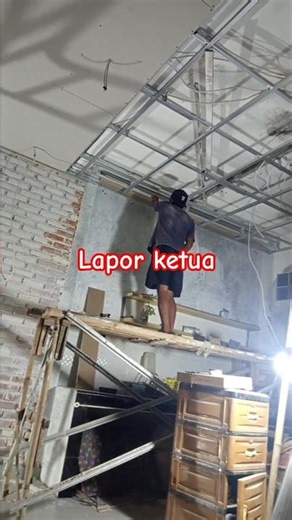 Overtime boss... installing gypsum ceiling on the 1st floor #shortvideo #interiordesign #minimali...