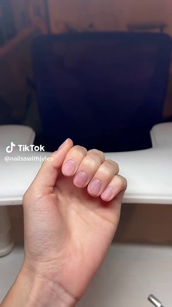 Fall nails loading…🍁🤎 #nailsswithjules#nailsathome#beginnernailtech#nails#fallnails