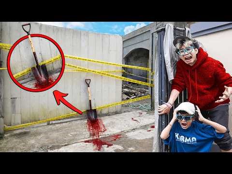 Jika Kamu Melihat SKOP KULI Berdar4h ini di Proyek Rumah, Lari Keluar dan TELFON 911!!!