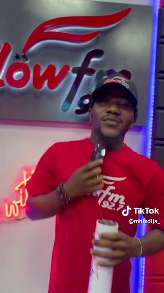 Welcome to FlowFM 92.7 - Your Local Radio Station