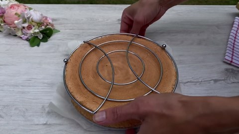 Quick & Delicious 5-Minute Angel Cake – A Melt-in-Your-Mouth Recipe Everyone Wants!