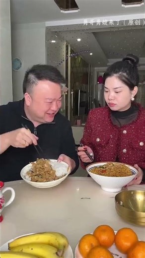 After my stingy husband is full, I take out the roast chicken