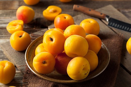 What Is a Plumcot—and Should You Be Eating Them?