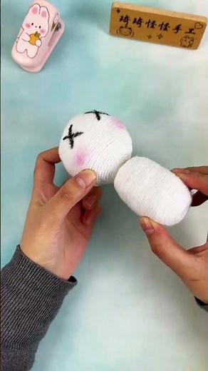 Teach you how to make string puppets with wool. This is a really fun parent-child craft. Creativ