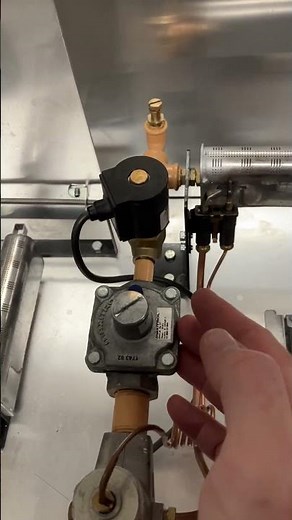 Gas regulator/ governor ￼
