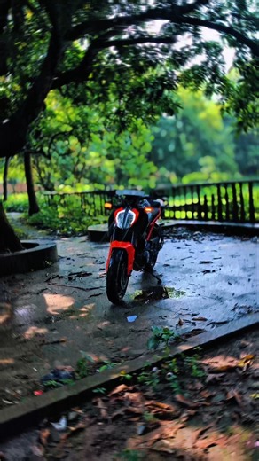 Built to Be Shot | KTM Duke 200 4K Cinematic 🎥🧡