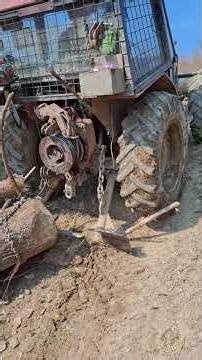 ​Práca v lese so Zetorom 7245. ​#zetor7245#tahaniedreva#pracavlese#lesy#traktor#zetoristi#forestwork