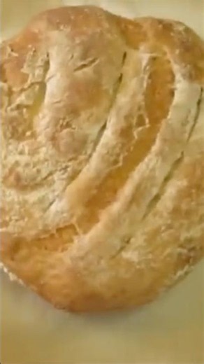 CRUSTY WHITE BREAD 🥖 Easy Baking 😋 #food #baking #bread #easy #recipe #whitebread #tutorial