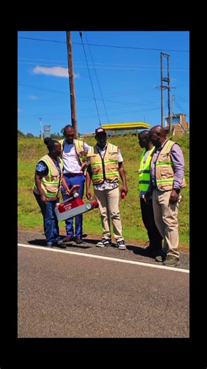 The Kenya National Highways Authority (KeNHA) South Rift Region conducted a road marking operation along the Ngata – Njoro – Ndeffo (B18) Road under the supervision of Road Inspectors Robert Omboko and Christine Abuga. The exercise aimed to enhance road safety while ensuring strict adherence to quality assurance standards. During the operation, the team utilized a retroreflectometer to evaluate the retroreflectivity parameters and thickness of the thermoplastic road marking paint. The assessment