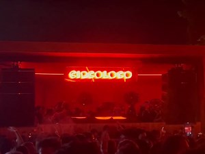 1.9K views · 93 reactions | Dixon x Circoloco Ibiza  #djs #dixon #circoloco #electronicmusic #housemusic #ibiza #festivalseason | Techno Live Sets | Facebook