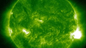 Giant Coronal Mass Ejection May Hit Comet Tsuchinshan-ATLAS Before It Hits Earth