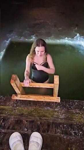 part764🧊😱The Coldest Night👙#Challenge EverMidnight#IceBath Extreme Cold#Challenge#Cold#Water🌊#winter