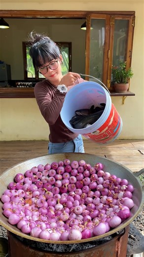 4.7K views · 42 reactions | How to cook fish with red onion sauce recipe | My Project | Facebook