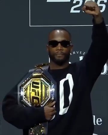 419K views · 10K reactions | The champ and his challenger's first face-offs just got 퐇퐄퐀퐓퐄퐃!  See how it went down right after the #UFC296 press conference! | UFC | Facebook