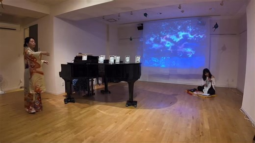 26 reactions | 昨日のライブ映像。 こんな素敵な雰囲気になりました。 曲は貴さん作曲「たてがみ屋」。 | Izumi Yamaji | Facebook