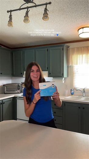 Cara on Instagram: "time to do my skyrizi injection :) #crohnsdisease #ibd #autoimmunedisease #chronicillness #chronicillnessawareness"