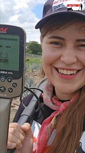 UN DETECTOR INCREÍBLE!! De aventura modo campo, su detector de metales me llevó a estas piezas llenas de Historia 🤩😱⛏️ . . . . #feed #Feedback #metaldetecting #detectordemetales #adventure #aventura #tesoro #reels #reelsviral #viralreels #trending #DETECTOBIT | DETECTOBIT