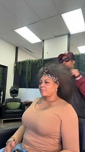 This silver fox flew in from Florida for cut Bald Head Gang ✈️ #SilverFox | Textureshair